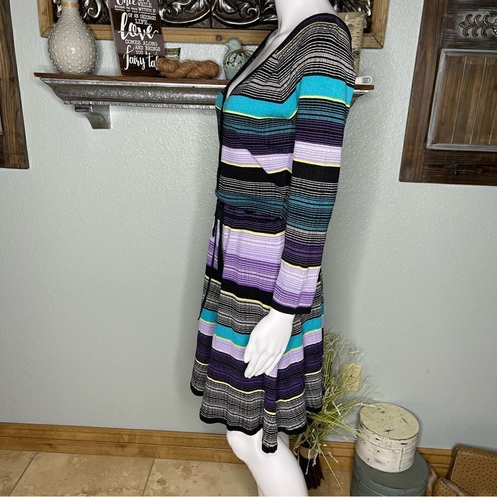Diane von Furstenberg
Carrigan Striped Fit-and-Flare Dress, Lavender Size Med - Picture 6 of 15